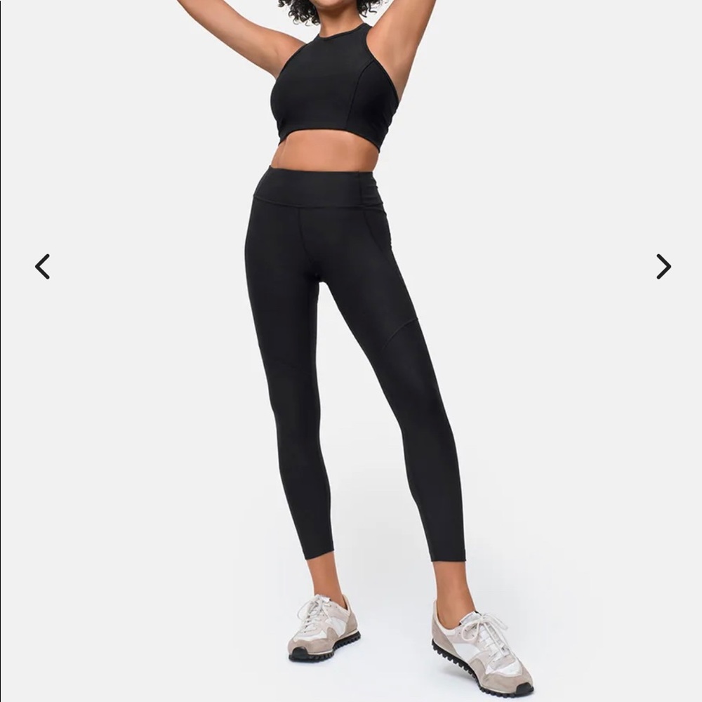 Outdoor Voices Warmup Legging in Charcoal